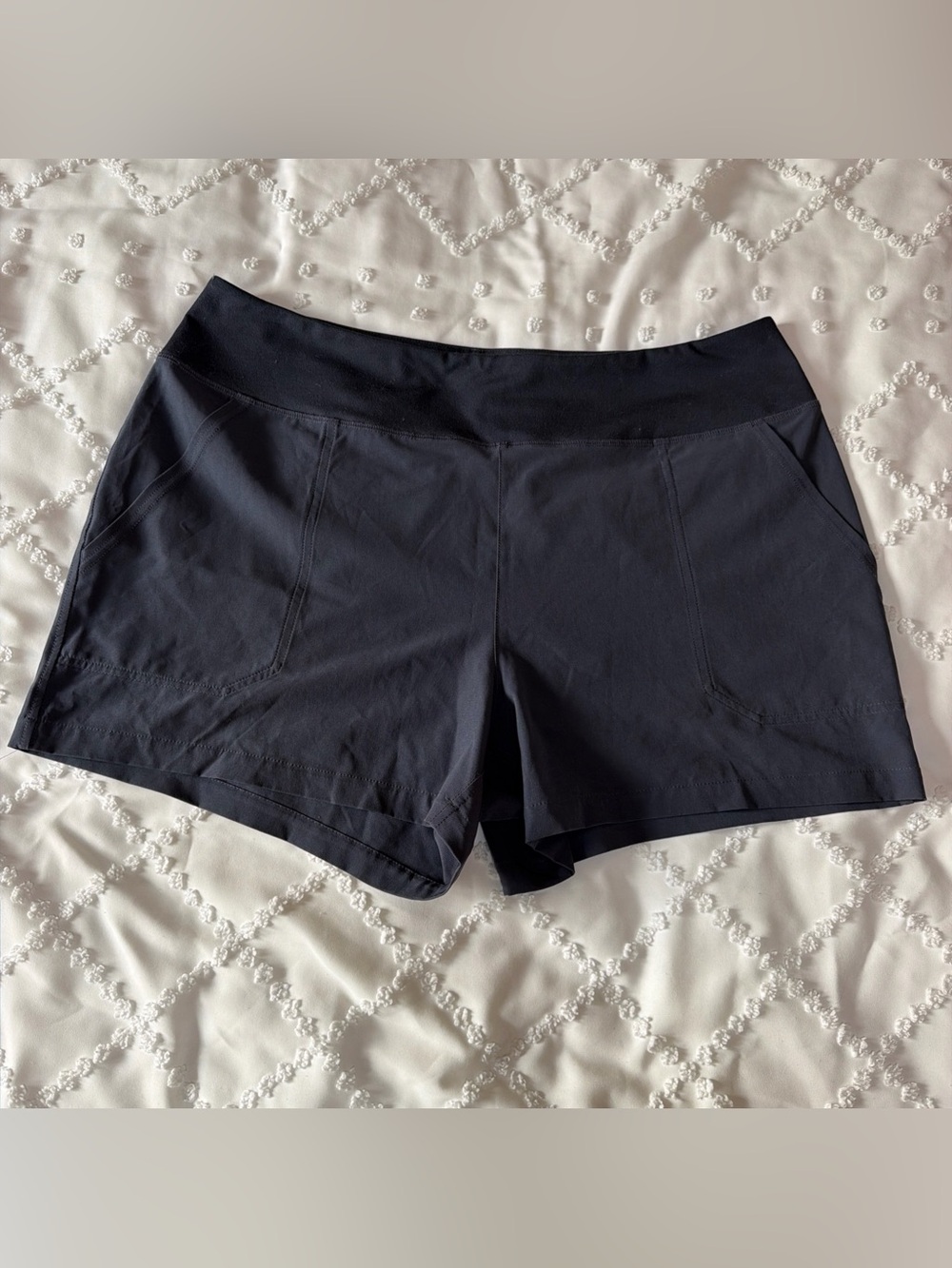 Patagonia Happy Hike Shorts Gray Women’s Size XL Lightweight Clothing Stretch